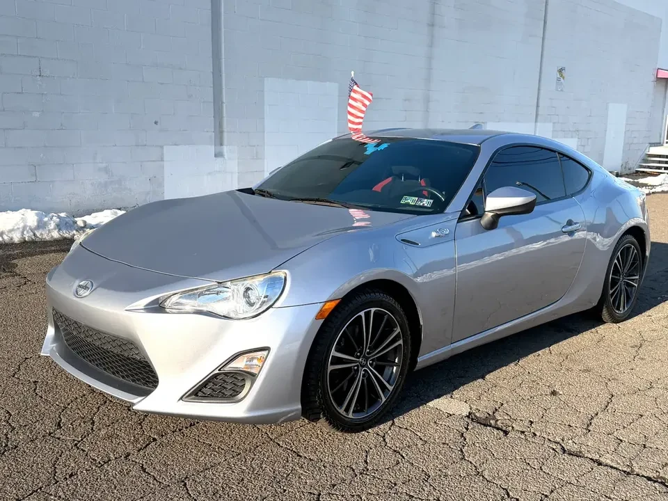 2015 Scion FR-S - Image 3 of 8