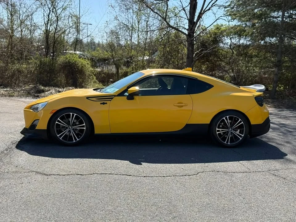2015 Scion FR-S - Image 9 of 12
