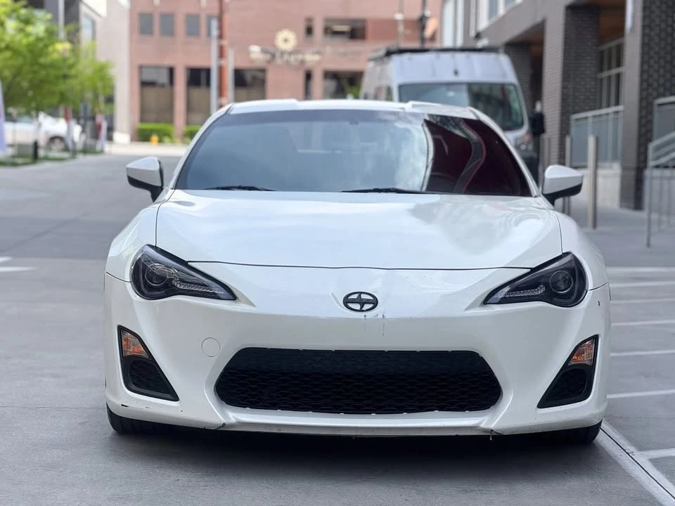 2015 Scion FR-S - Image 2 of 5