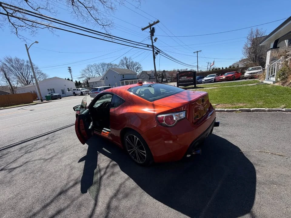 2015 Scion FR-S - Image 8 of 15