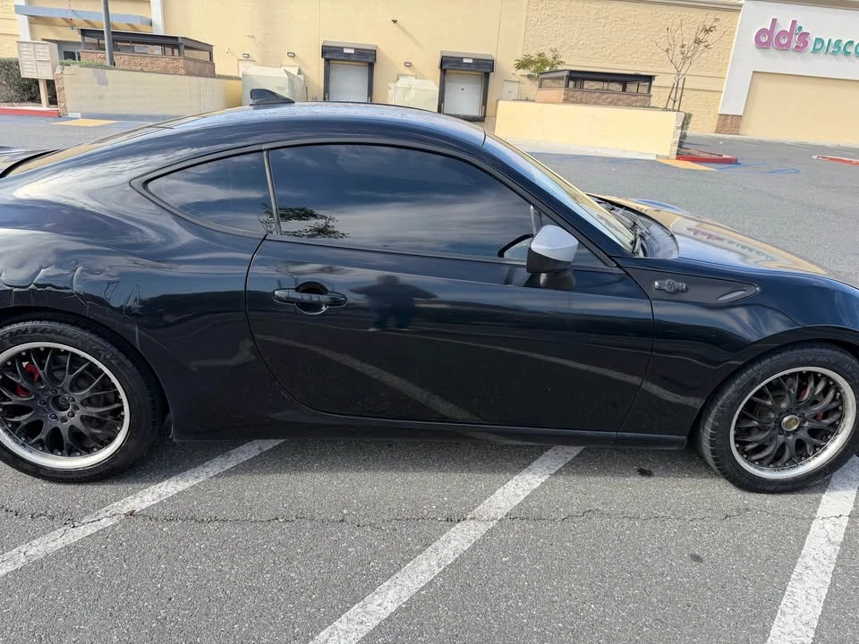 2015 Scion FR-S - Image 2 of 9