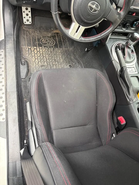 2015 Scion FR-S - Image 6 of 9