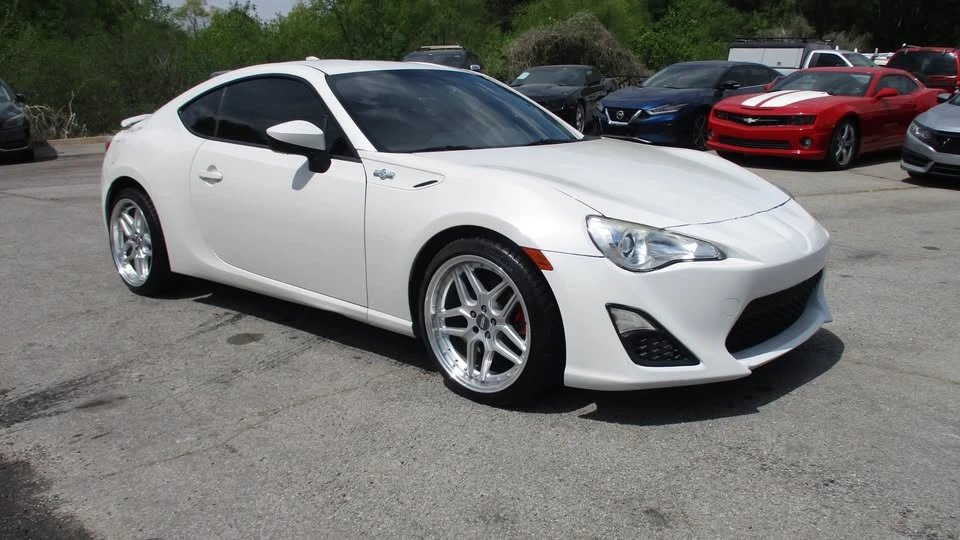 2015 Scion FR-S - Image 3 of 20