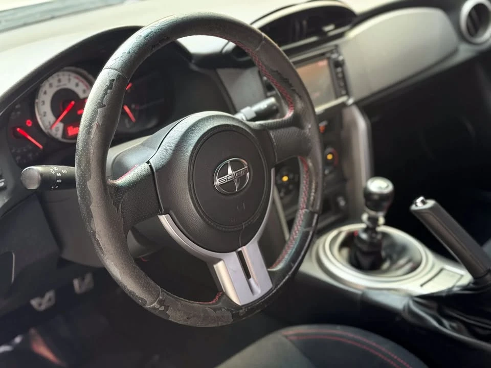 2015 Scion FR-S - Image 8 of 19