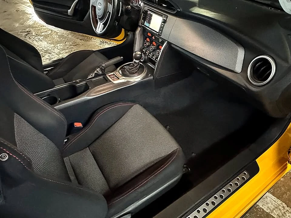2015 Scion FR-S - Image 19 of 20