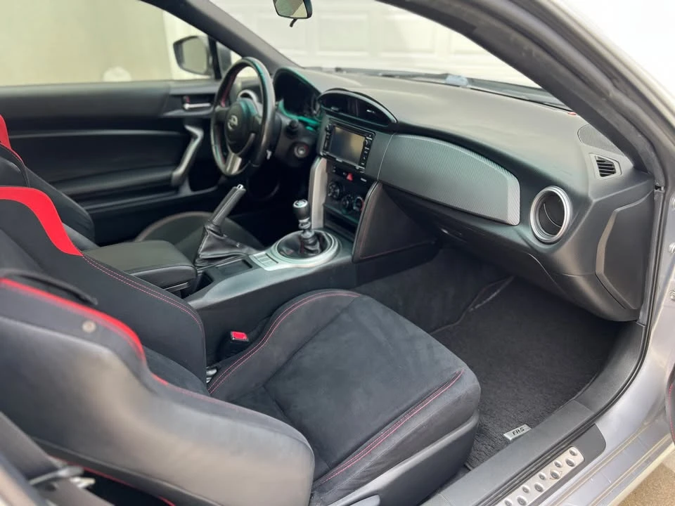 2015 Scion FR-S - Image 10 of 11