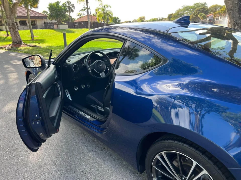 2015 Scion FR-S - Image 9 of 17