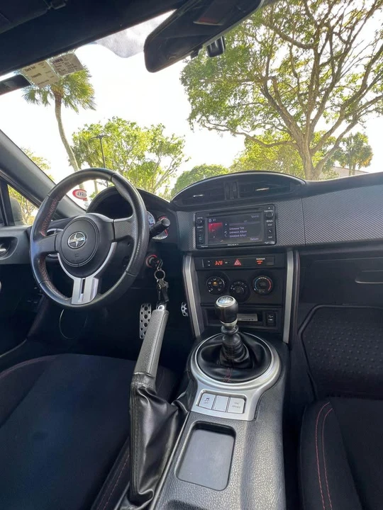 2015 Scion FR-S - Image 8 of 17