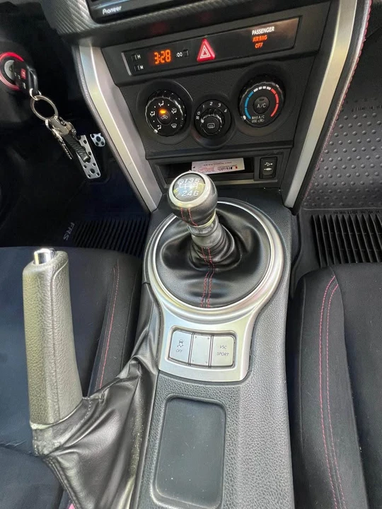 2015 Scion FR-S - Image 16 of 17