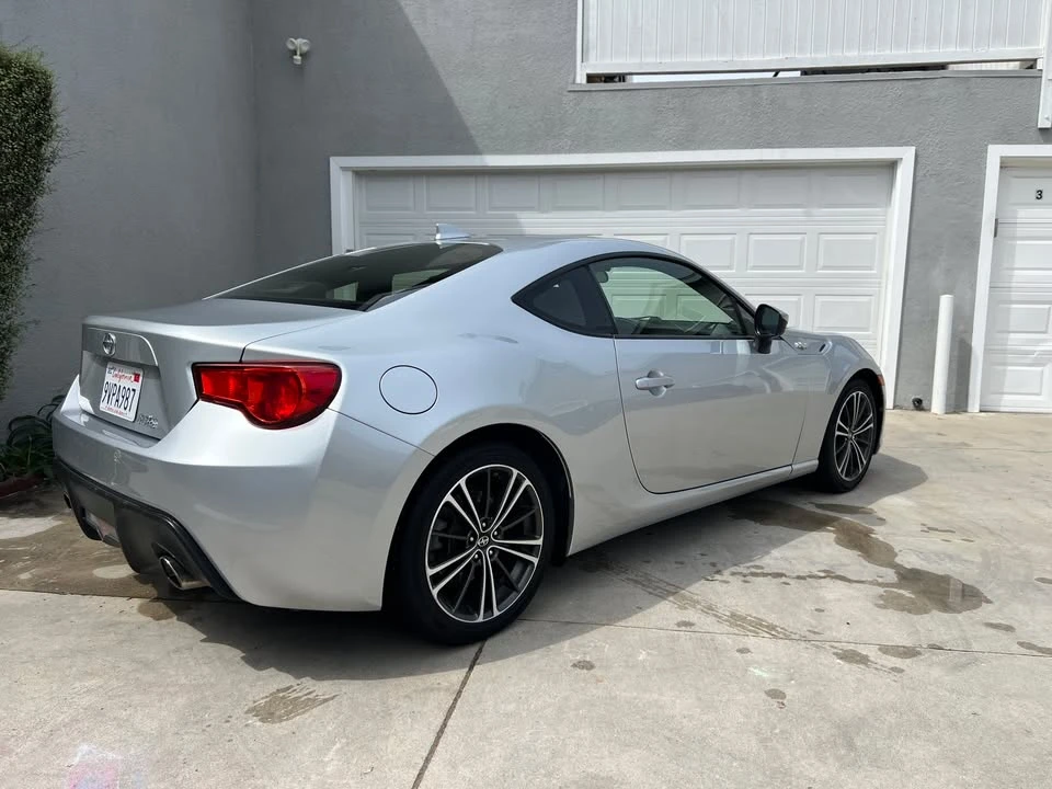 2015 Scion FR-S - Image 4 of 11