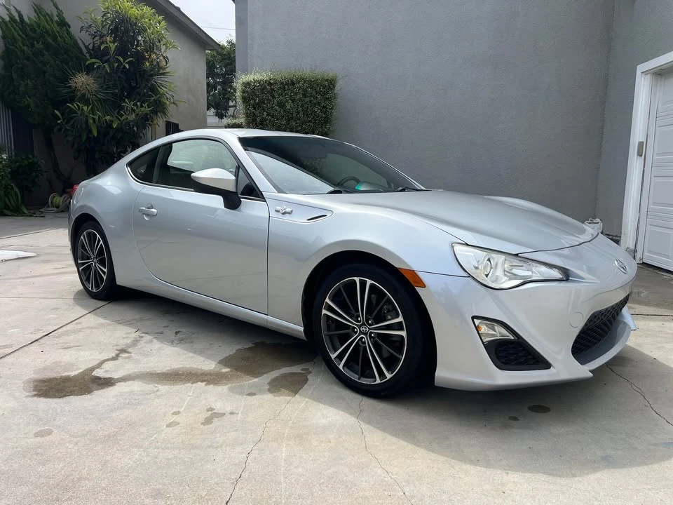 2015 Scion FR-S - Image 5 of 11
