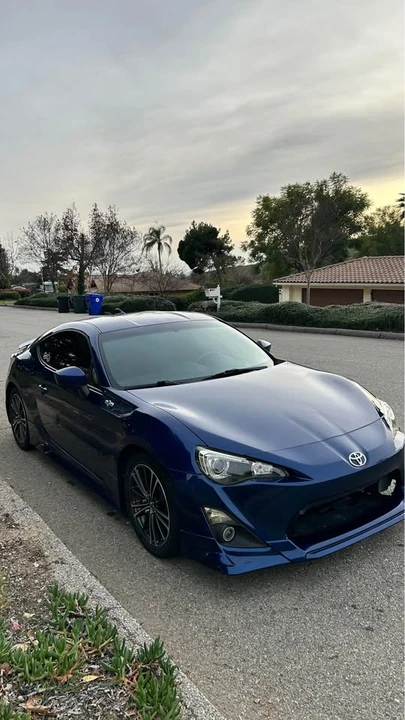 2015 Scion FR-S - Image 3 of 11