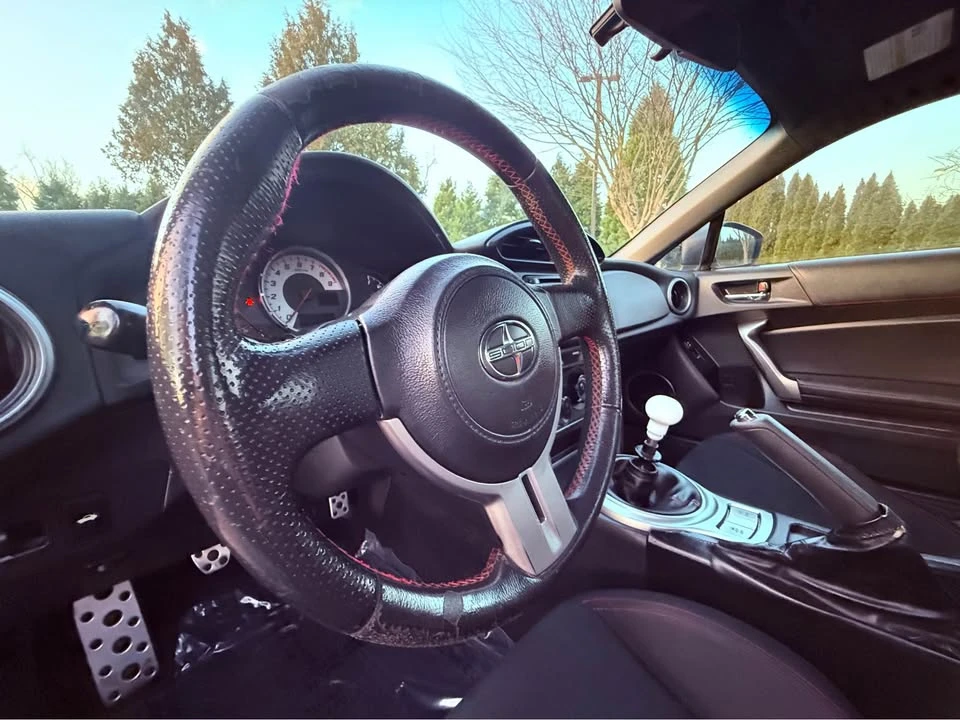 2015 Scion FR-S - Image 9 of 15