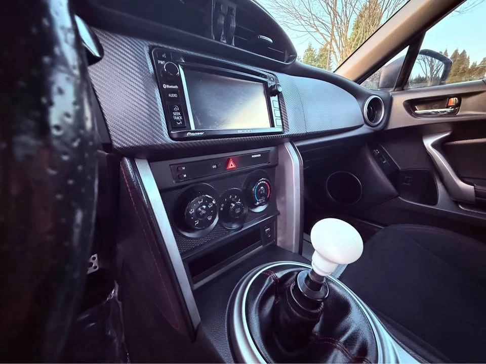 2015 Scion FR-S - Image 10 of 15