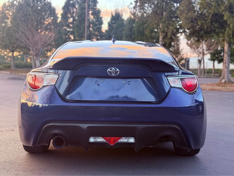 2015 Scion FR-S - Image 5 of 15