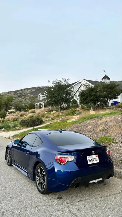 2015 Scion FR-S - Image 2 of 10