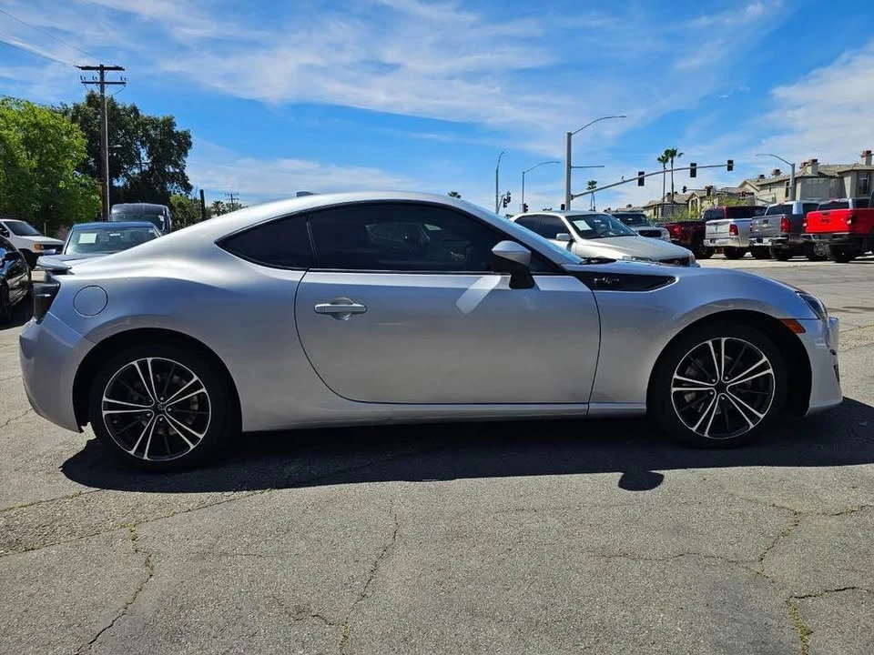 2015 Scion FR-S - Image 5 of 15