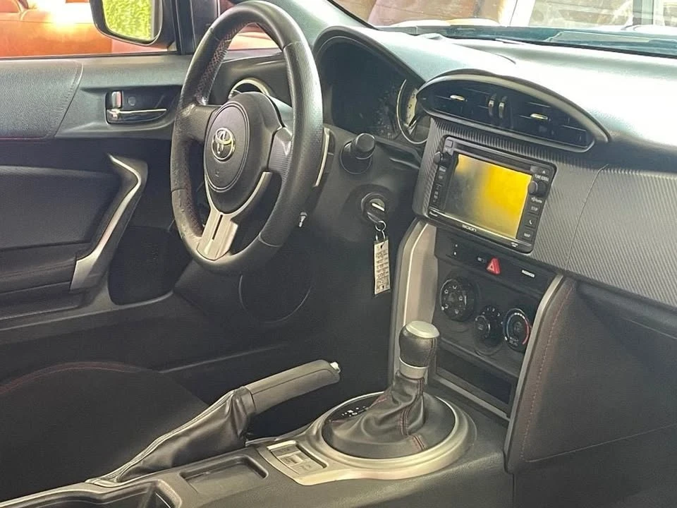 2015 Scion FR-S - Image 11 of 17