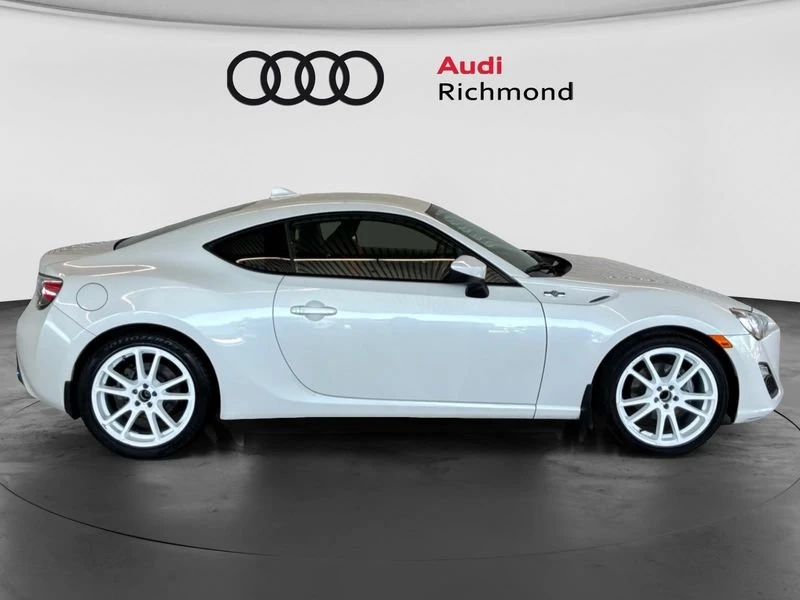 2015 Scion FR-S - Image 4 of 17