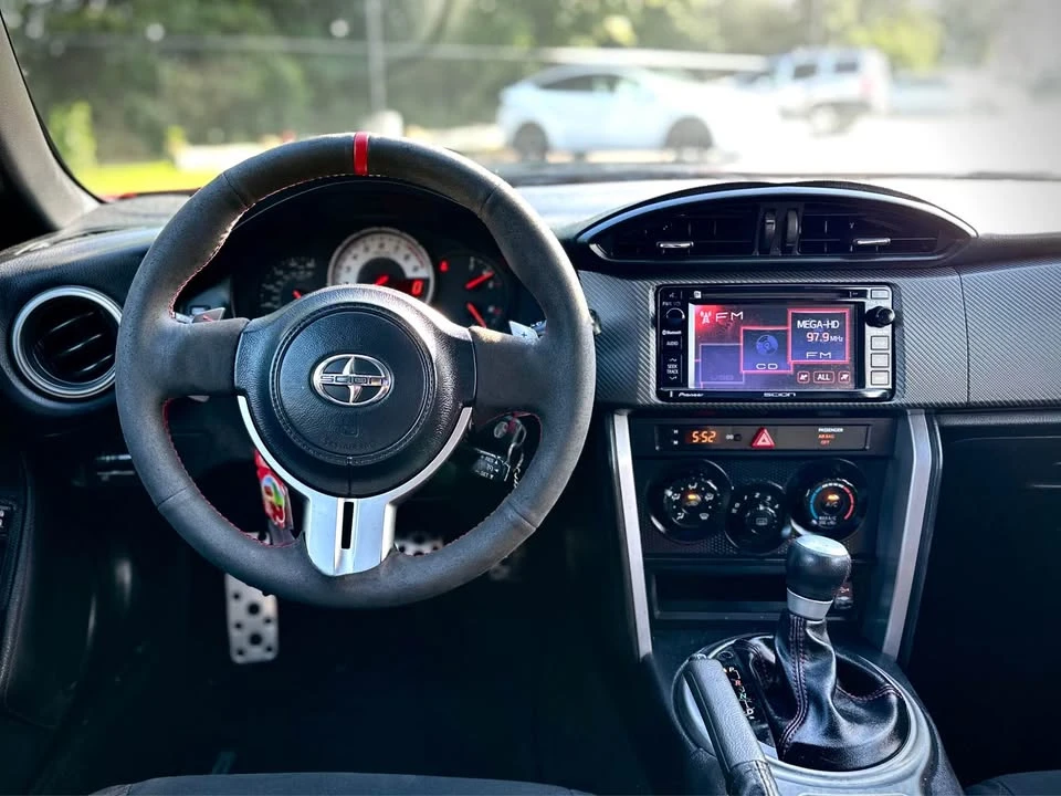 2015 Scion FR-S - Image 13 of 15