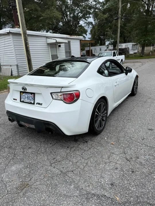 2015 Scion FR-S - Image 5 of 8