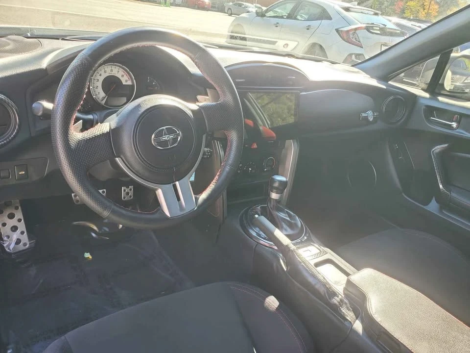 2015 Scion FR-S - Image 5 of 9