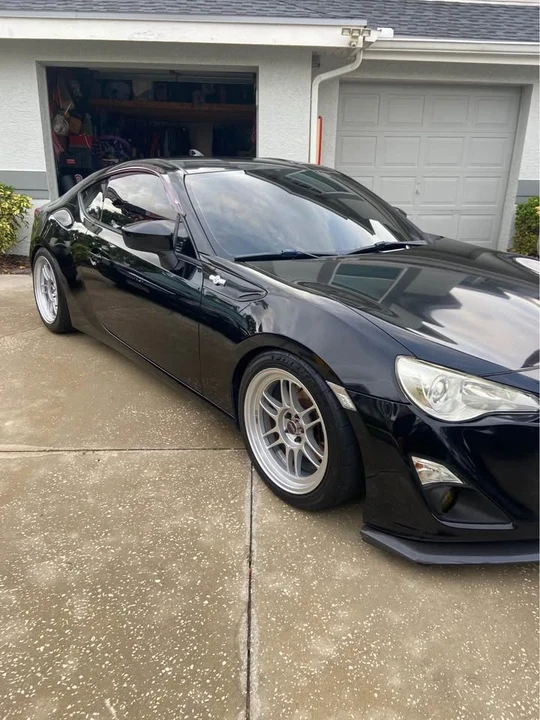2015 Scion FR-S - Image 2 of 12