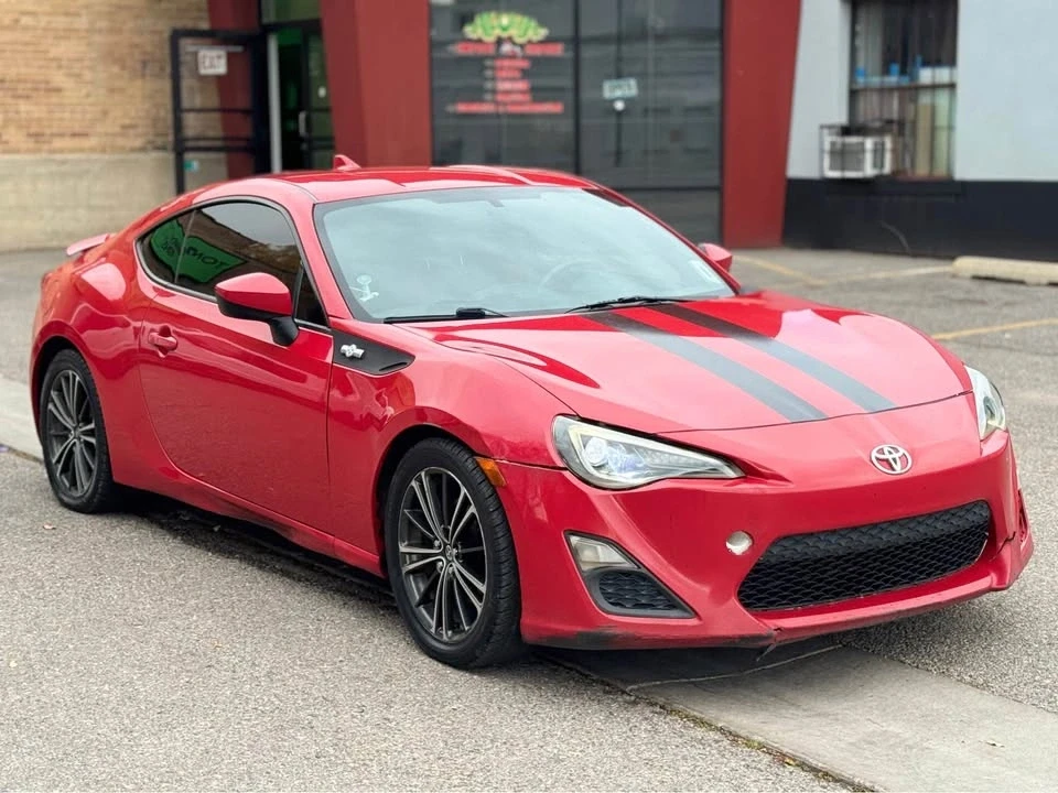 2015 Scion FR-S - Image 4 of 11
