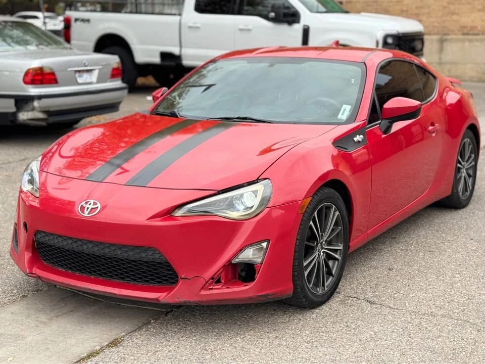 2015 Scion FR-S - Image 2 of 11