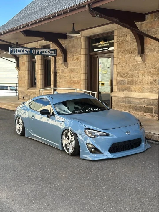 2015 Scion FR-S - Image 8 of 9