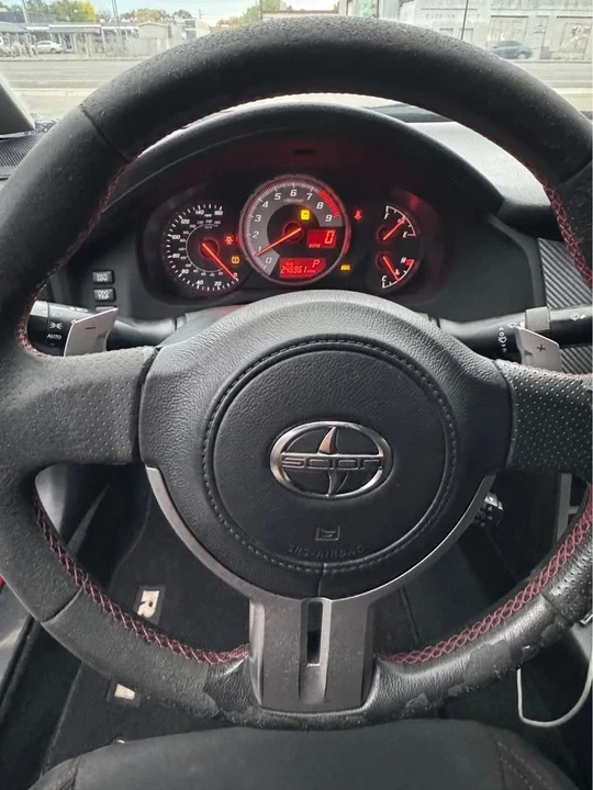 2015 Scion FR-S - Image 6 of 11