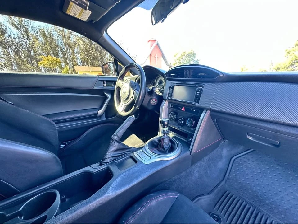2015 Scion FR-S - Image 7 of 12