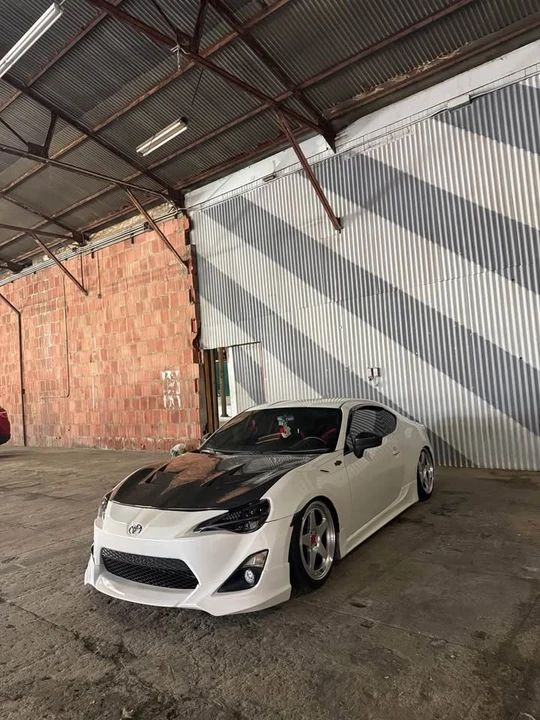 2015 Scion FR-S - Image 4 of 9