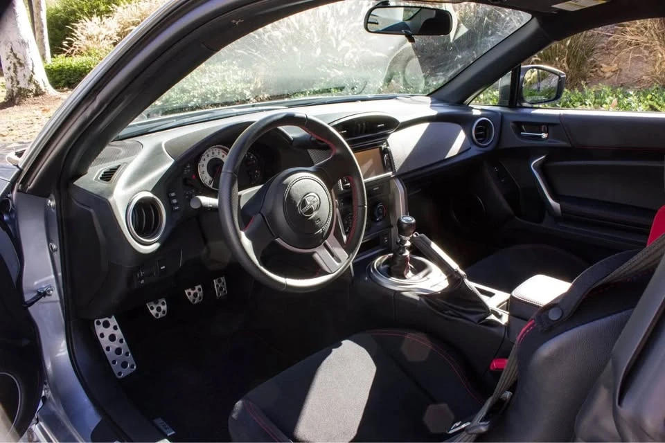 2015 Scion FR-S - Image 11 of 12