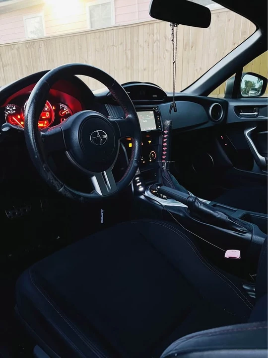 2015 Scion FR-S - Image 6 of 7