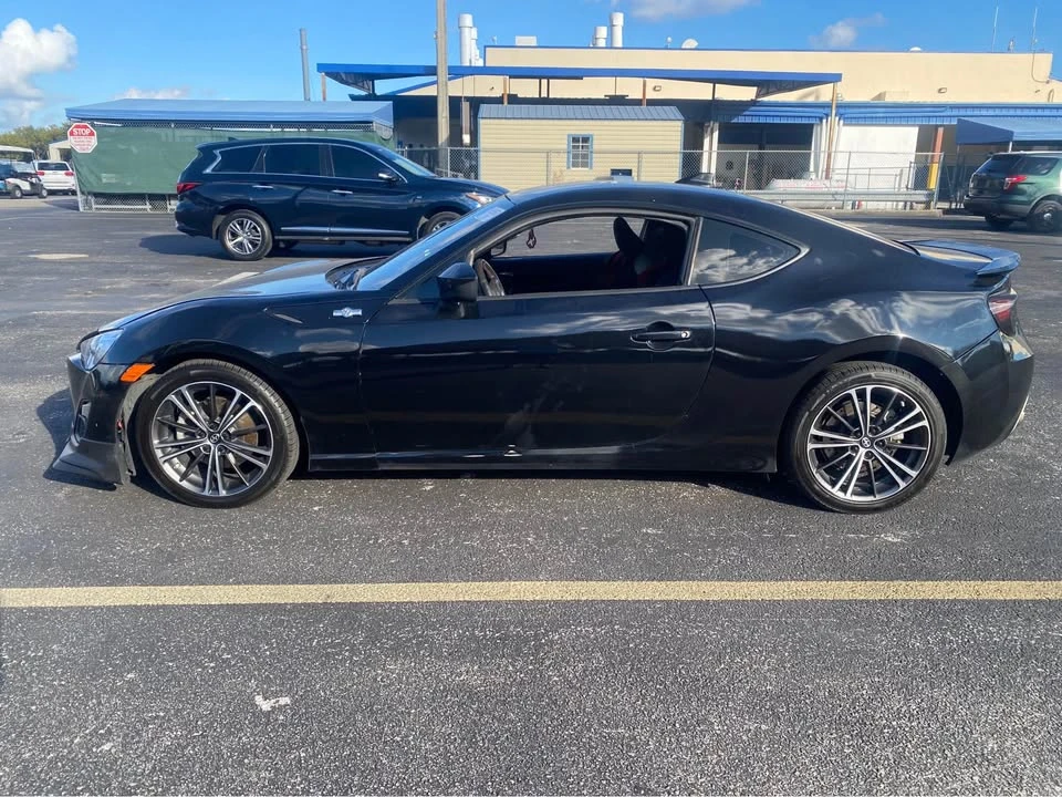 2015 Scion FR-S - Image 6 of 7