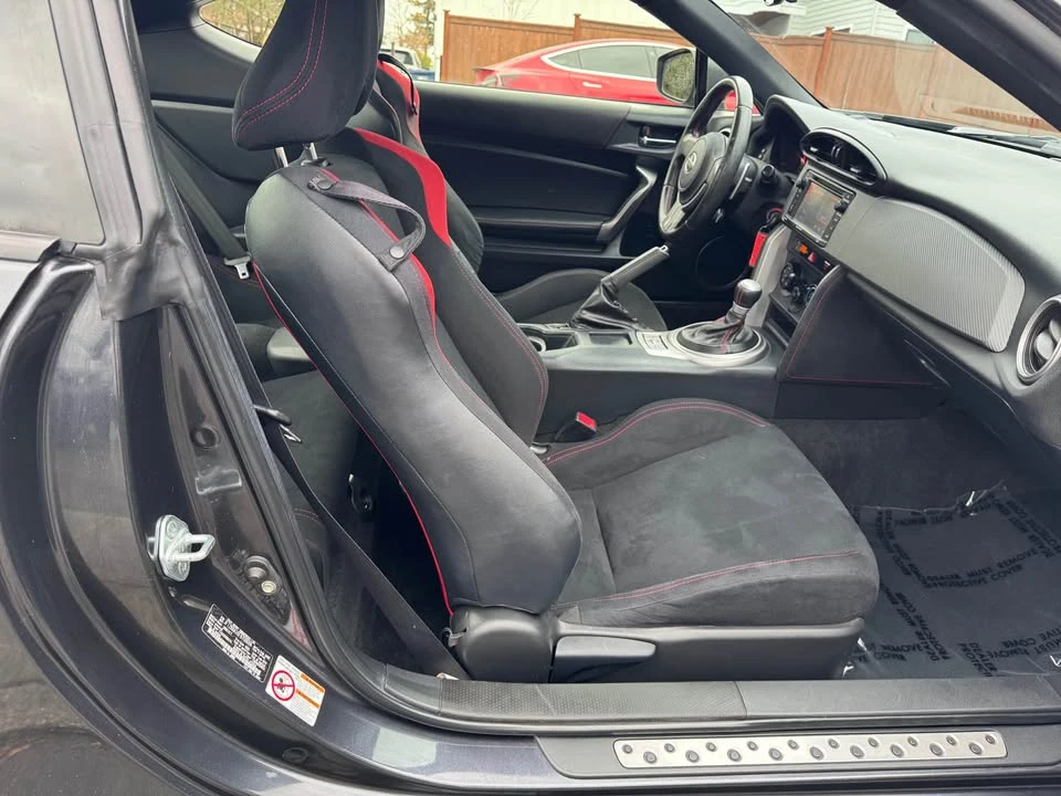 2015 Scion FR-S - Image 5 of 17