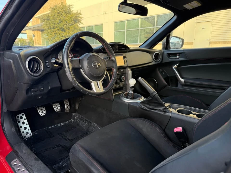 2015 Scion FR-S - Image 9 of 18