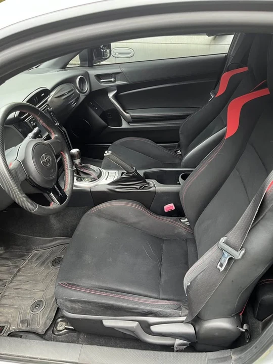 2015 Scion FR-S - Image 6 of 10