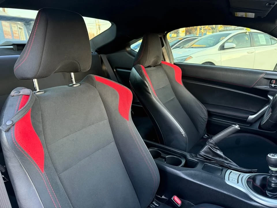 2015 Scion FR-S - Image 4 of 19