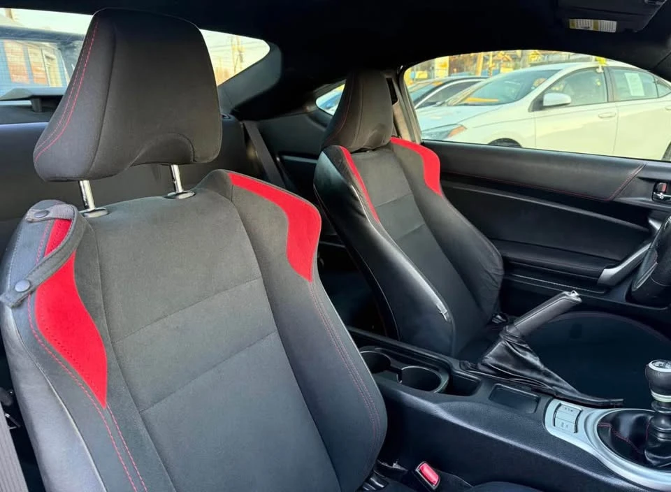 2015 Scion FR-S - Image 5 of 15