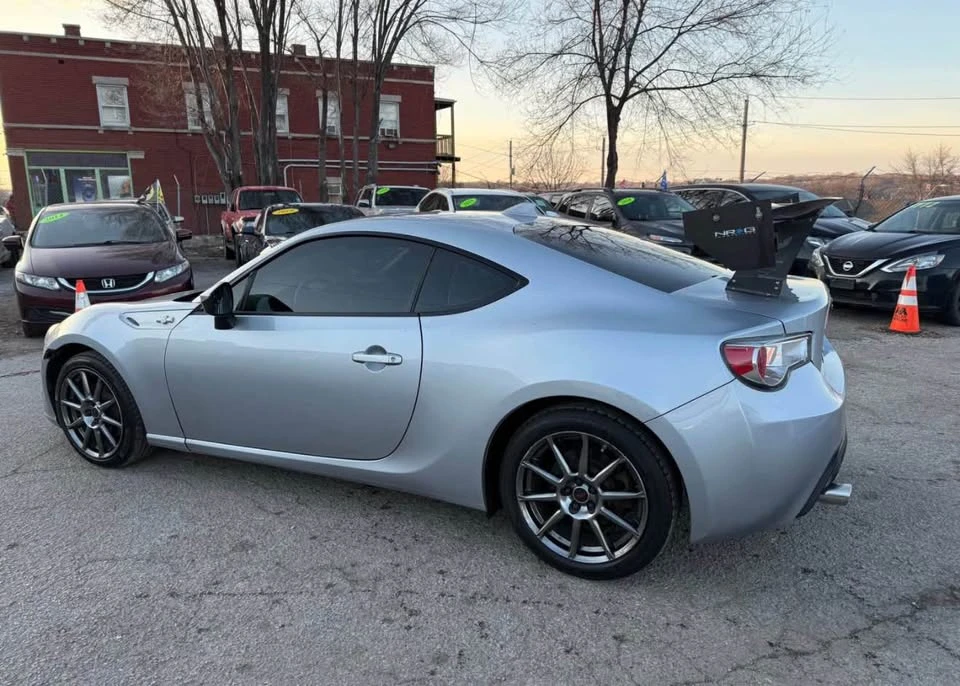 2015 Scion FR-S - Image 14 of 15