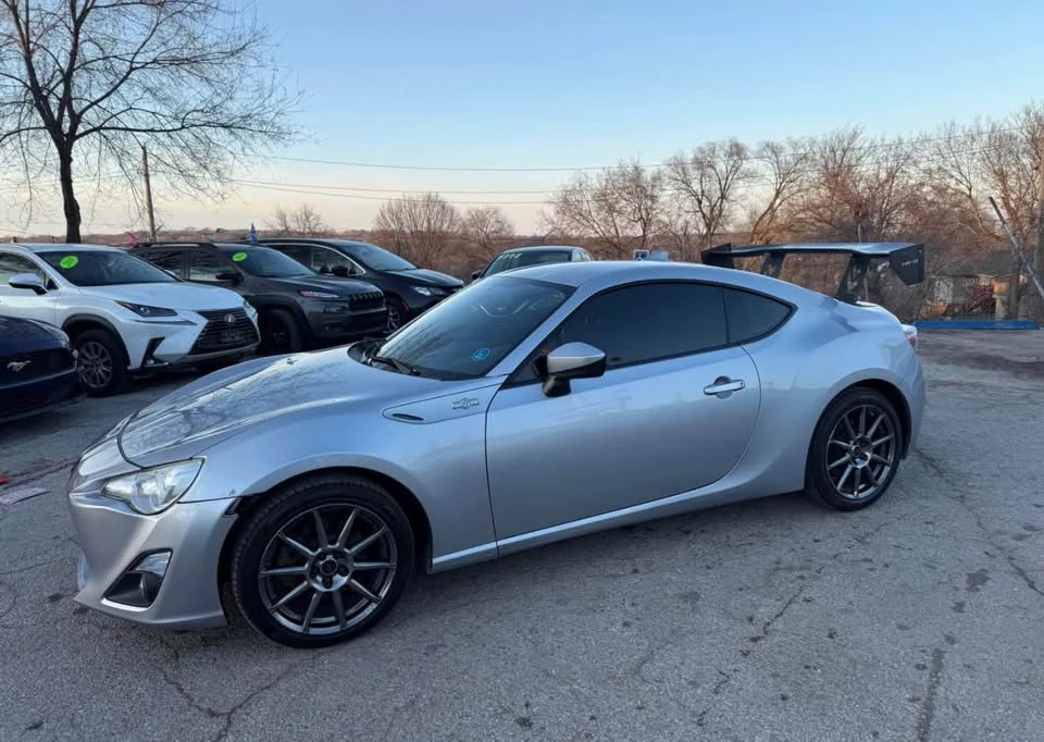 2015 Scion FR-S - Image 11 of 15