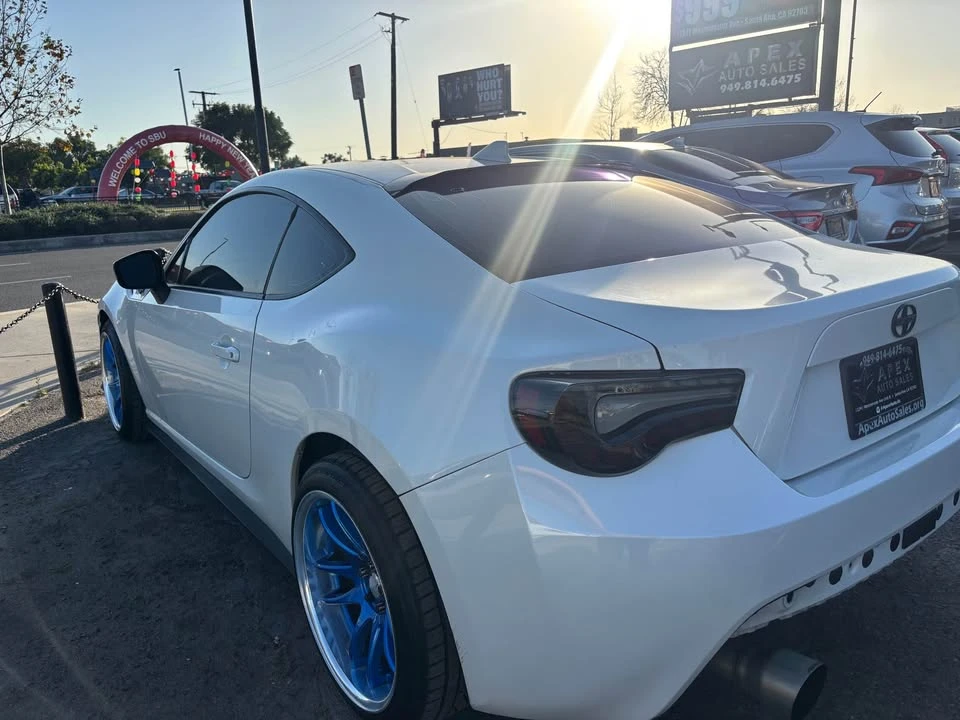 2015 Scion FR-S - Image 4 of 7