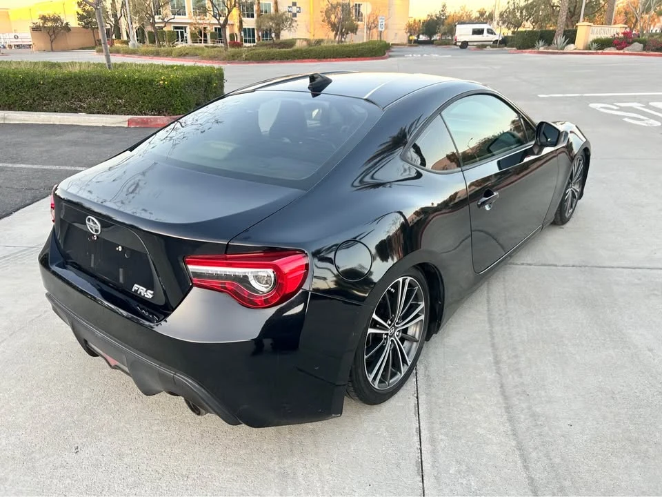 2015 Scion FR-S - Image 5 of 19