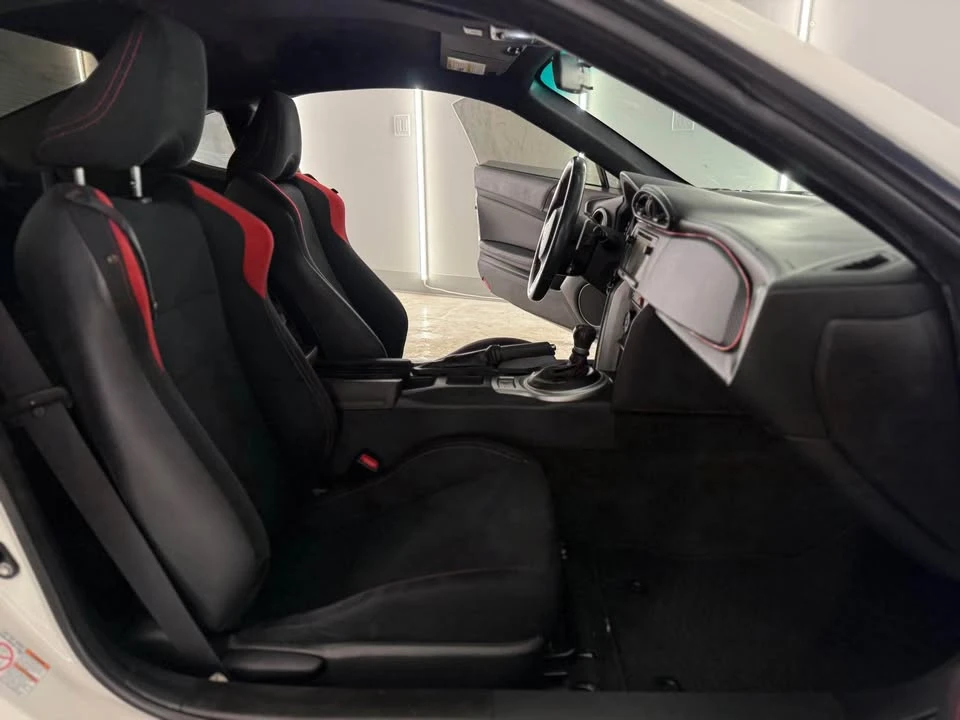 2015 Scion FR-S - Image 13 of 16