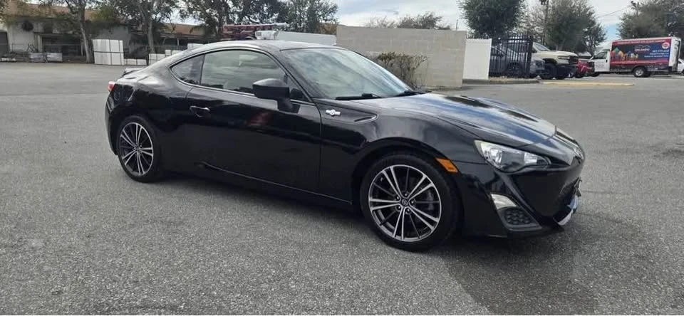 2015 Scion FR-S - Image 3 of 17