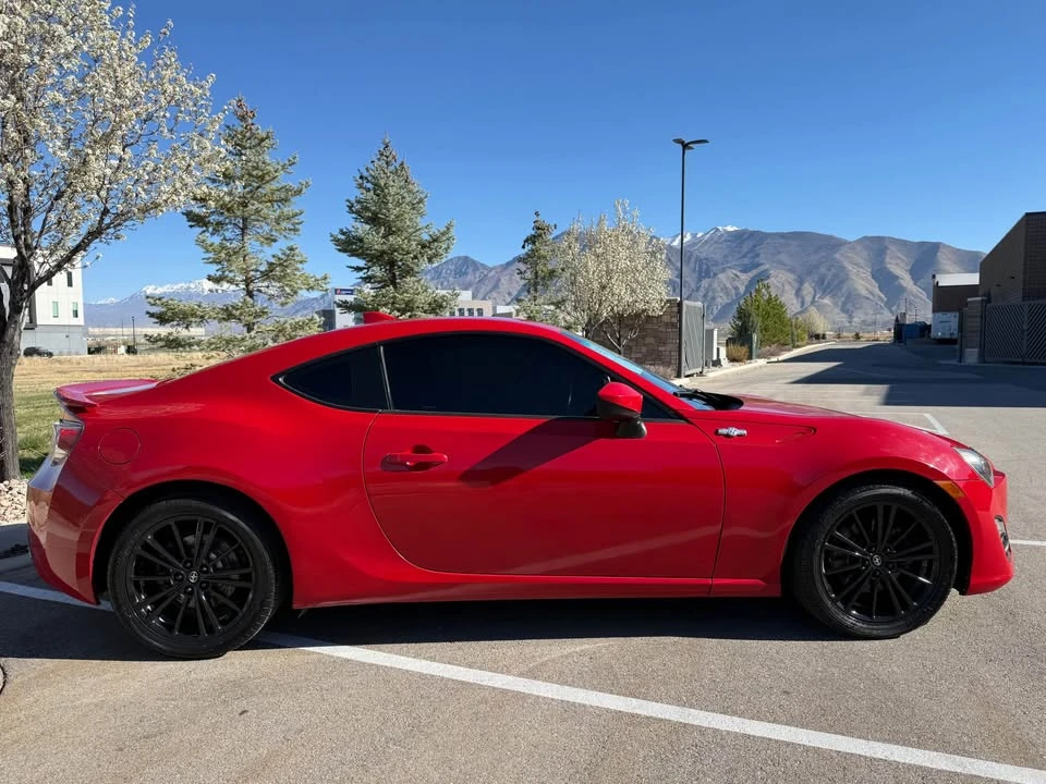 2015 Scion FR-S - Image 2 of 20