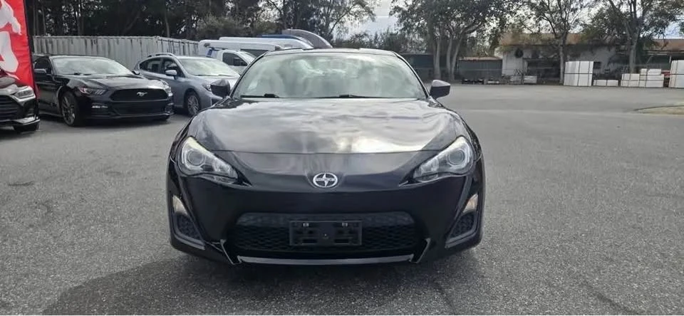 2015 Scion FR-S - Image 2 of 17
