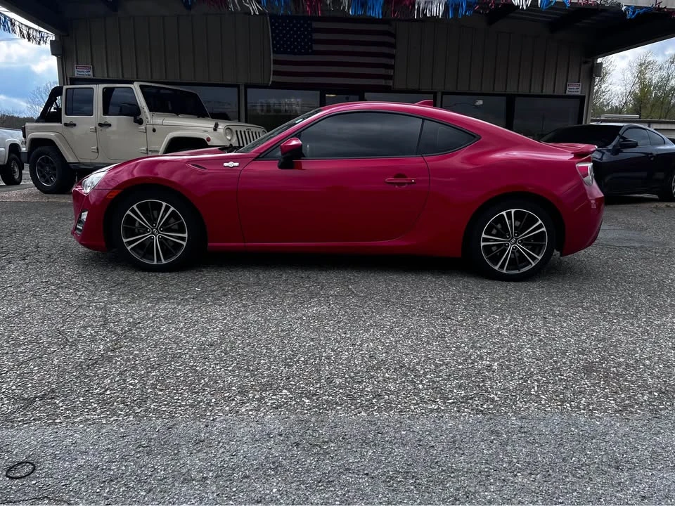 2015 Scion FR-S - Image 2 of 20